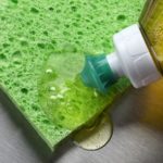 Mẹo tẩy trùng miếng mút rửa bát – công ty vệ sinh hà nội